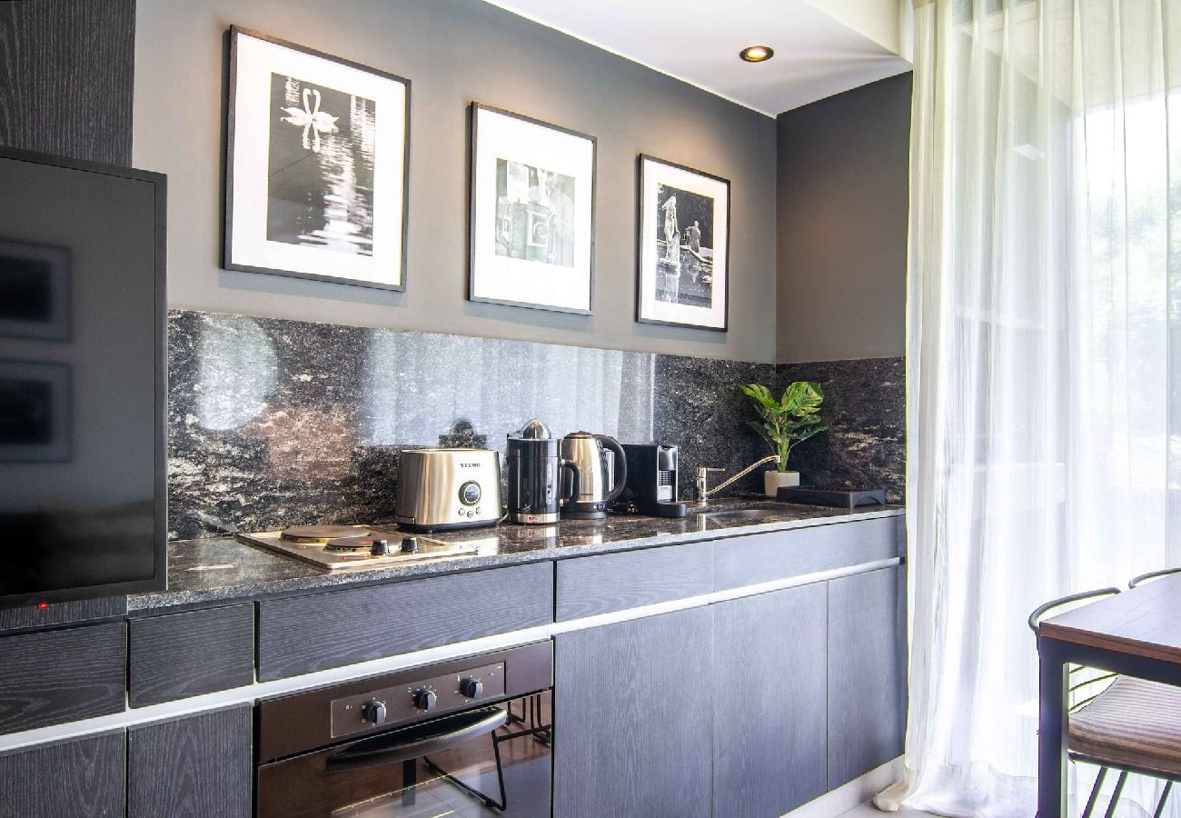 Estudio en Buenos Aires - Carranza 1A · Live Modern and Sun