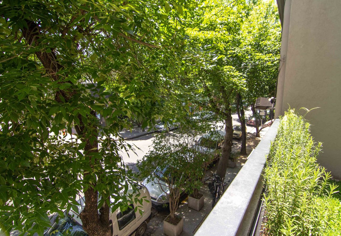 Estudio en Buenos Aires - Carranza 1A · Live Modern and Sun