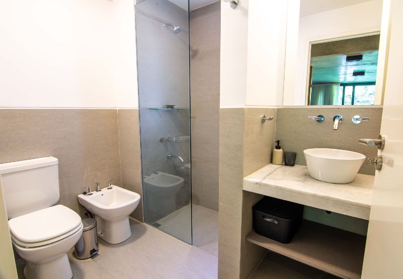 Estudio en Buenos Aires - Carranza 1A · Live Modern and Sun