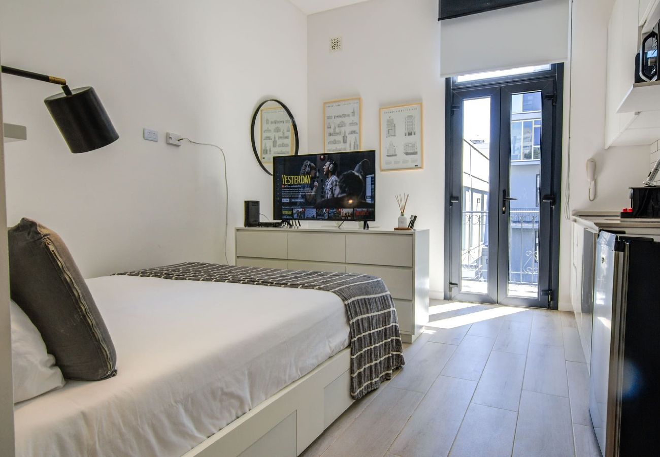 Estudio en Buenos Aires - Palacio Cabrera · Stunning Studio @Historic Palaci