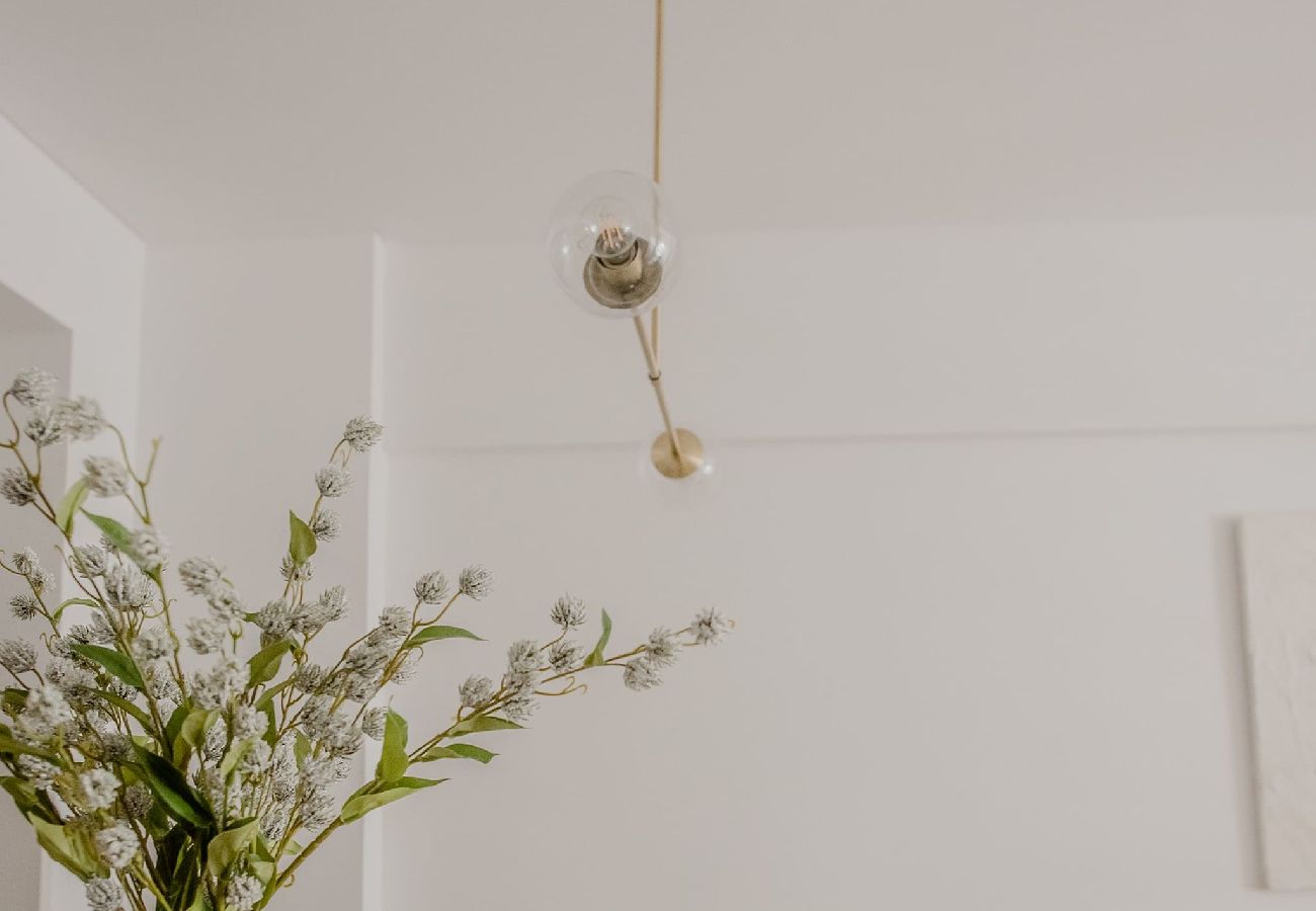 Estudio en Buenos Aires - Las Heras 501 · Enjoy Recoleta in this