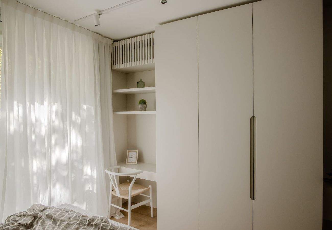 Estudio en Buenos Aires - Las Heras 501 · Enjoy Recoleta in this