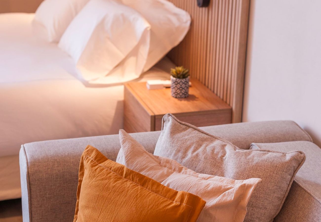Estudio en Pilar - Pilar #025 · Discover Pilar in this New and Stunni