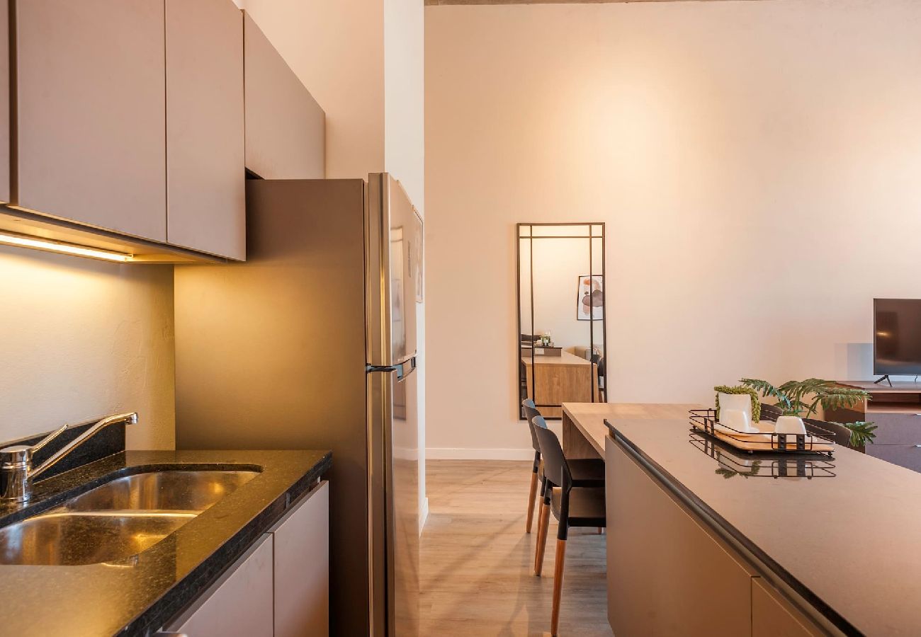 Estudio en Pilar - Pilar #025 · Discover Pilar in this New and Stunni