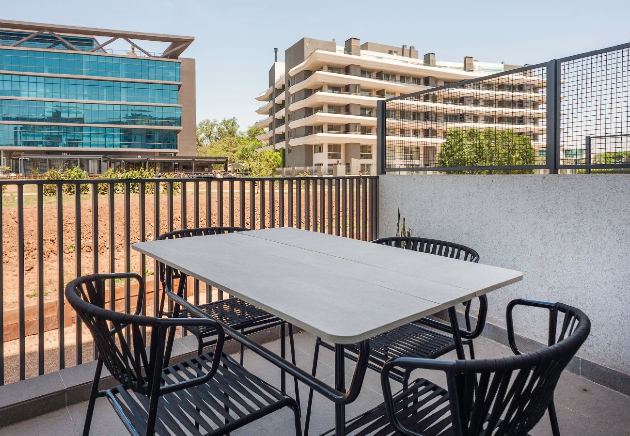 Estudio en Pilar - Pilar #025 · Discover Pilar in this New and Stunni