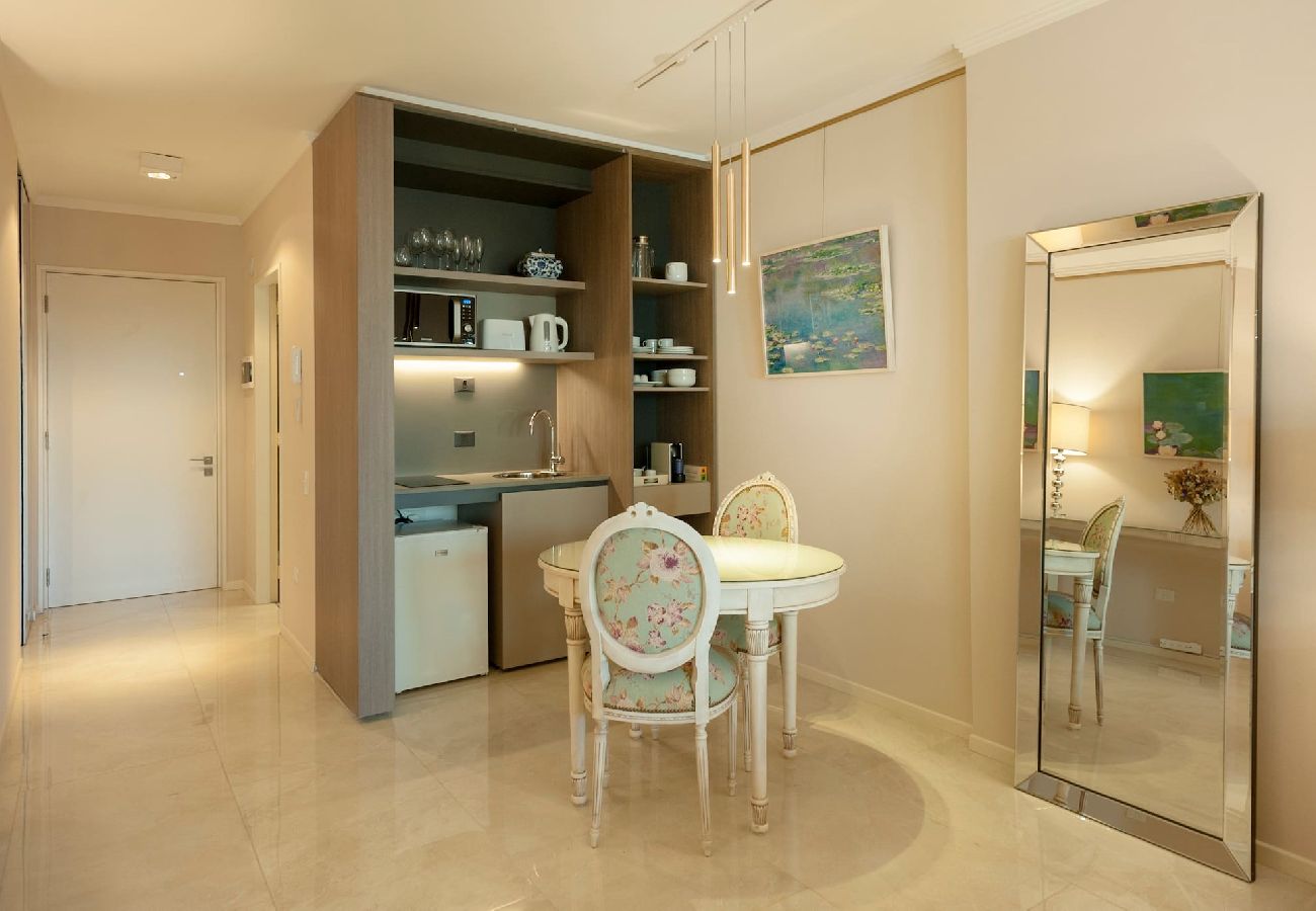 Estudio en Buenos Aires - Decó 417 · New Stunning Apt in Luxe De