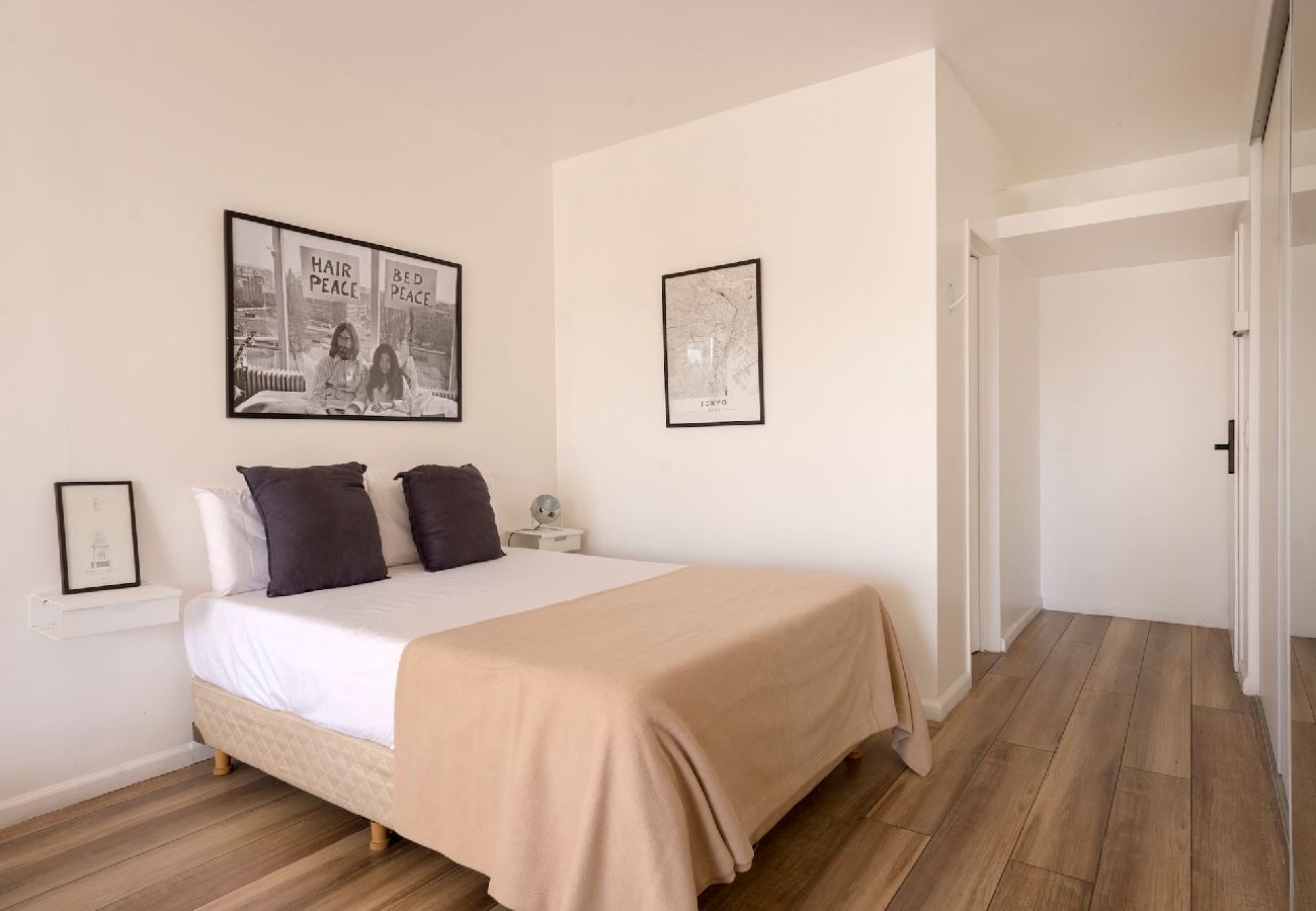 Estudio en Buenos Aires - Roosevelt · Spacious and Bright Apar