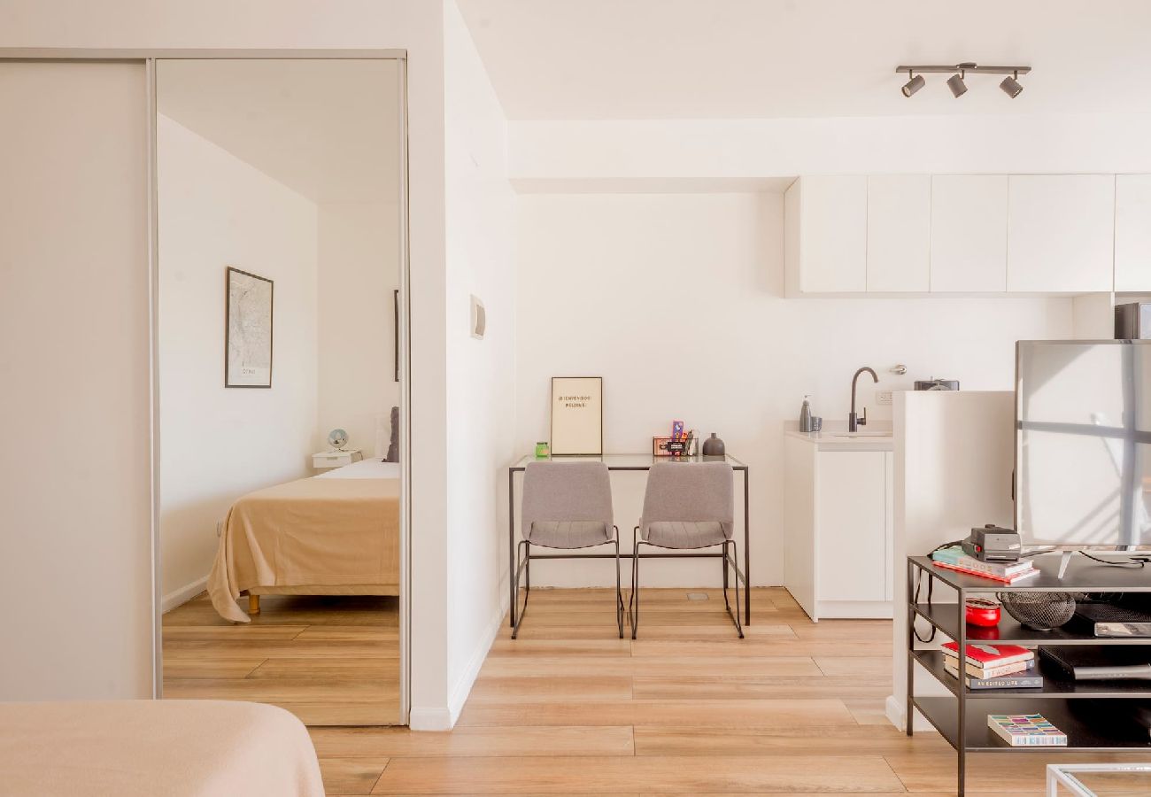 Estudio en Buenos Aires - Roosevelt · Spacious and Bright Apar