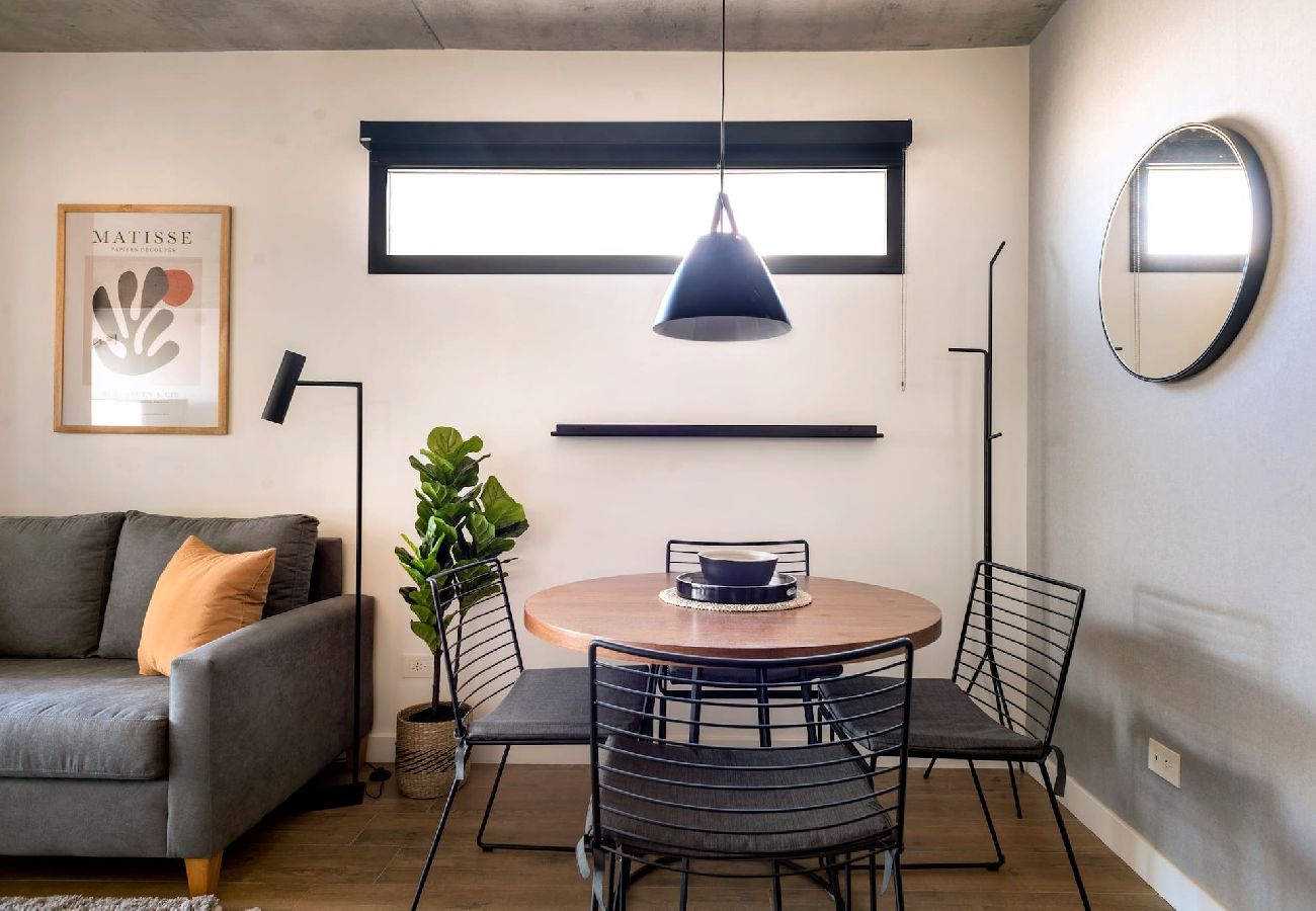 Estudio en Buenos Aires - Paraguay 6C · Local Stunning Gem in Palermo 