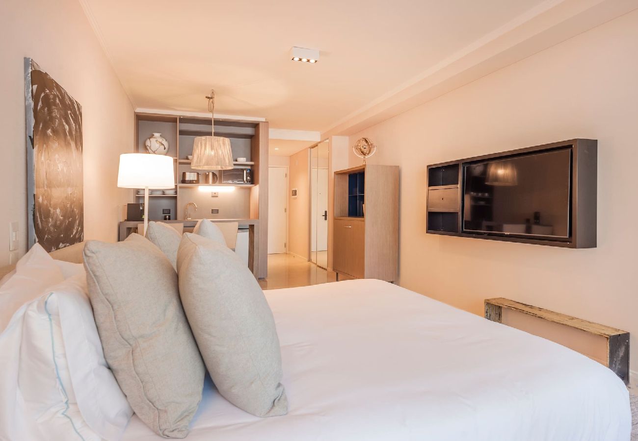 Estudio en Buenos Aires - Decó 815 · Decó Recoleta Luxury Armani