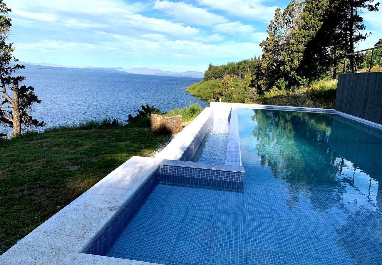 Apartamento en San Carlos de Bariloche - 06PAX HUAPI50C FLOR-NP