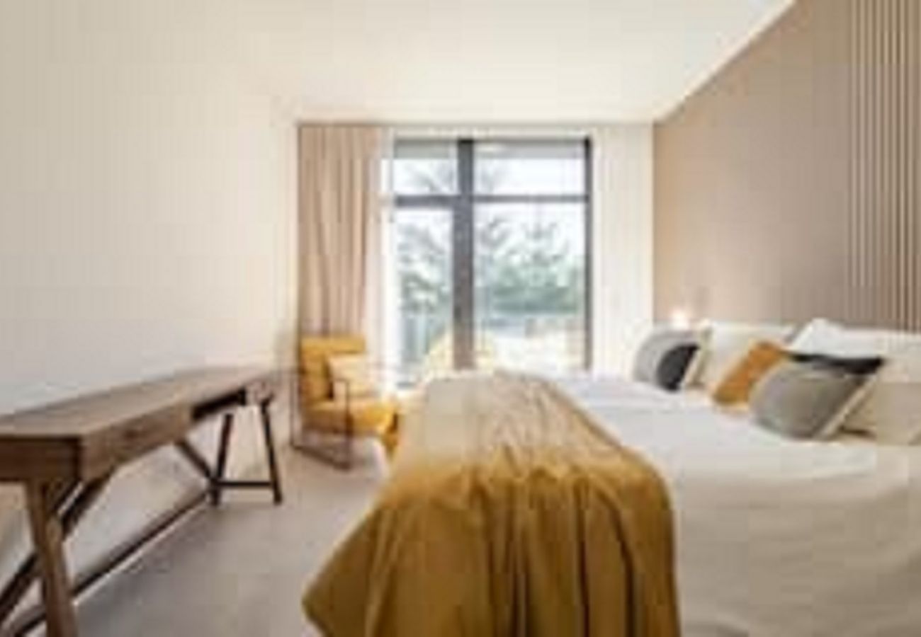 Apartamento en San Carlos de Bariloche - 06PAX HUAPI50 FLOR-NP
