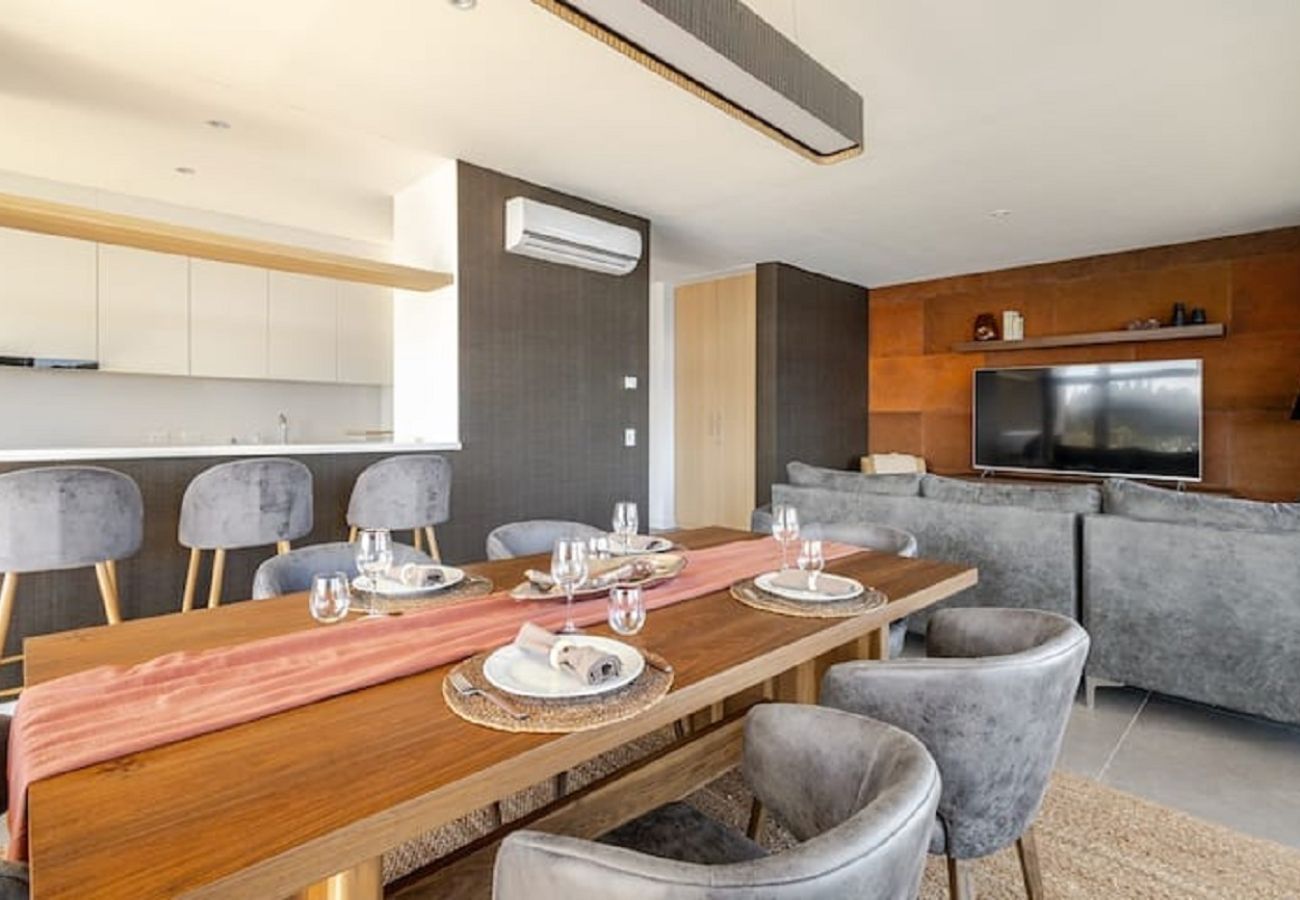 Apartamento en San Carlos de Bariloche - 06PAX HUAPI50 FLOR-NP