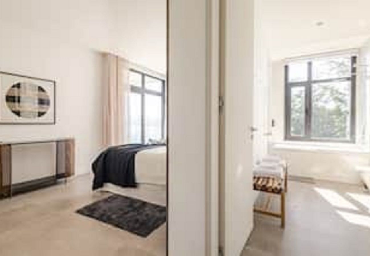 Apartamento en San Carlos de Bariloche - 06PAX HUAPI50 FLOR-NP