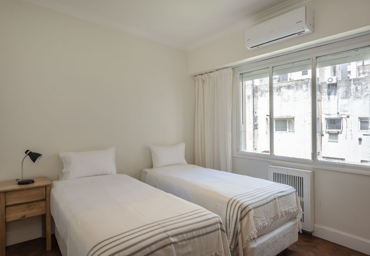 Apartamento en Buenos Aires - Junin 4D · Hermoso, Amplio y Encantador en BA