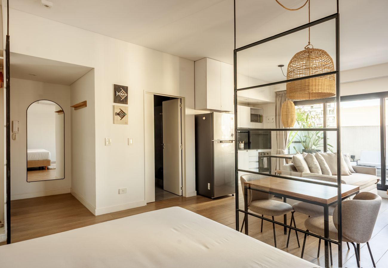 Estudio en Buenos Aires - Guatemala · Hermoso Departamento con Terraza