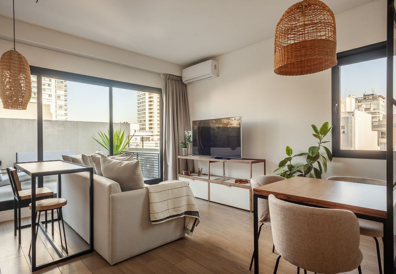 Estudio en Buenos Aires - Guatemala · Hermoso Departamento con Terraza