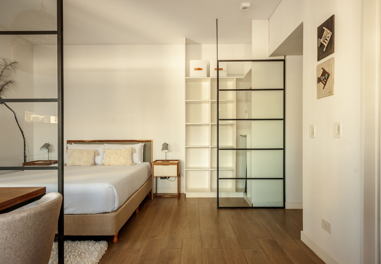 Estudio en Buenos Aires - Guatemala · Hermoso Departamento con Terraza