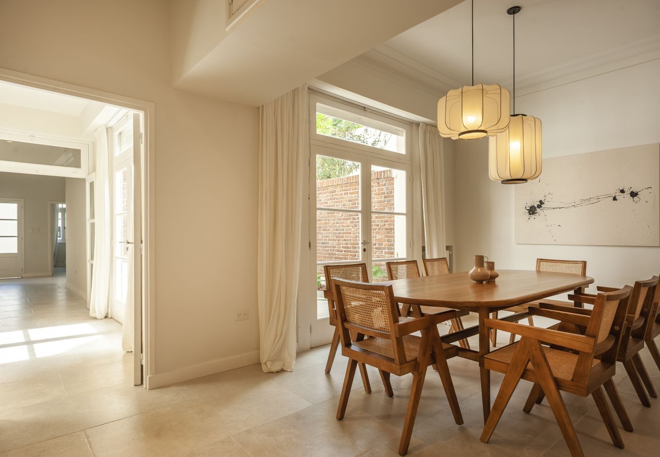 Casa en Buenos Aires - Casa Tronador · Wow Casa exclusiva con jardín