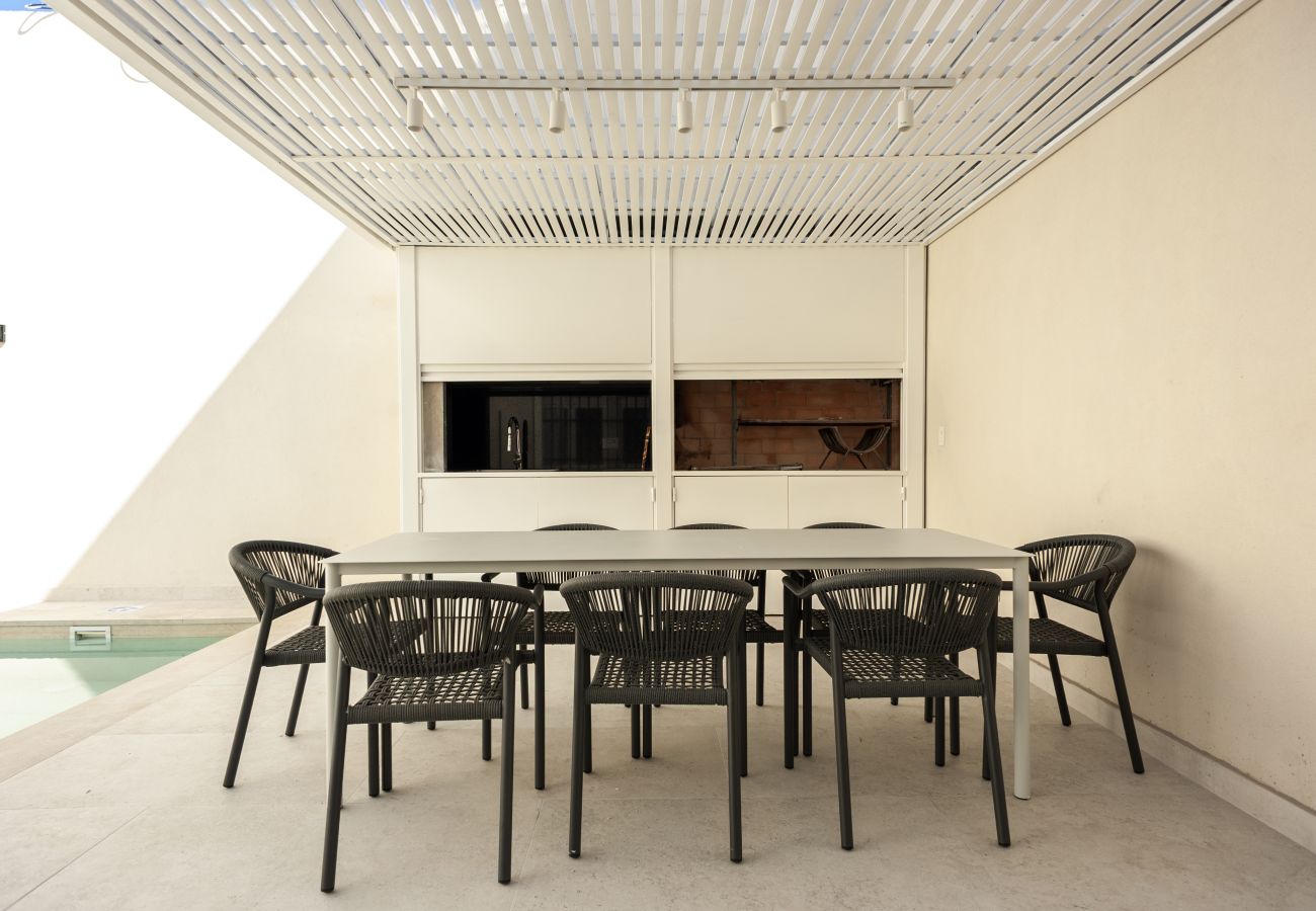 Casa en Buenos Aires - Casa Tronador · Wow Casa exclusiva con jardín