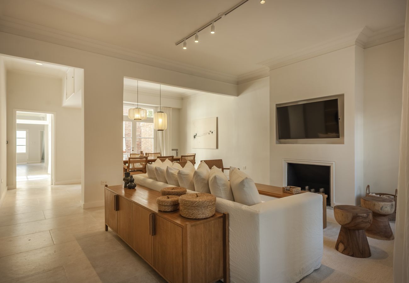 Casa en Buenos Aires - Casa Tronador · Wow Casa exclusiva con jardín