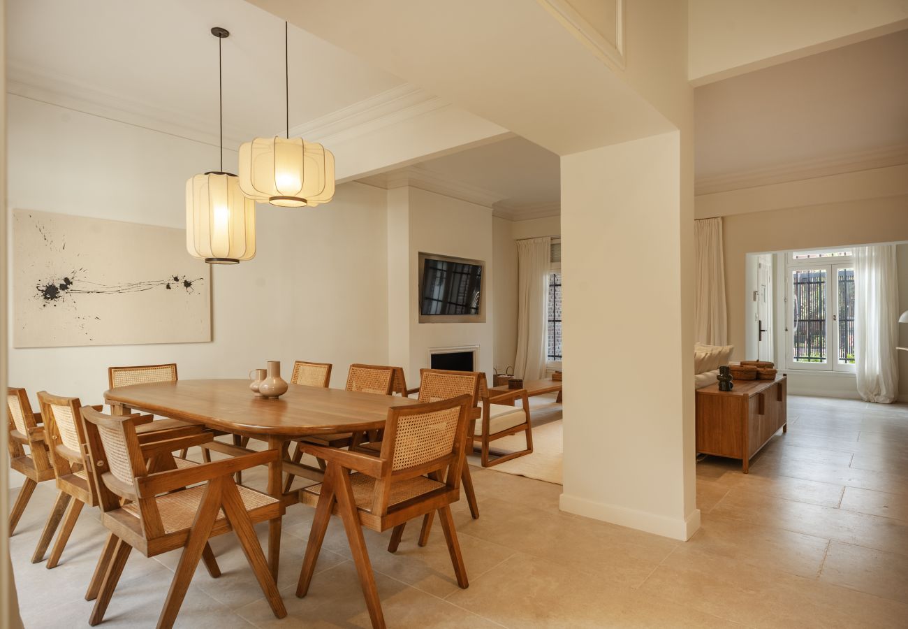 Casa en Buenos Aires - Casa Tronador · Wow Casa exclusiva con jardín