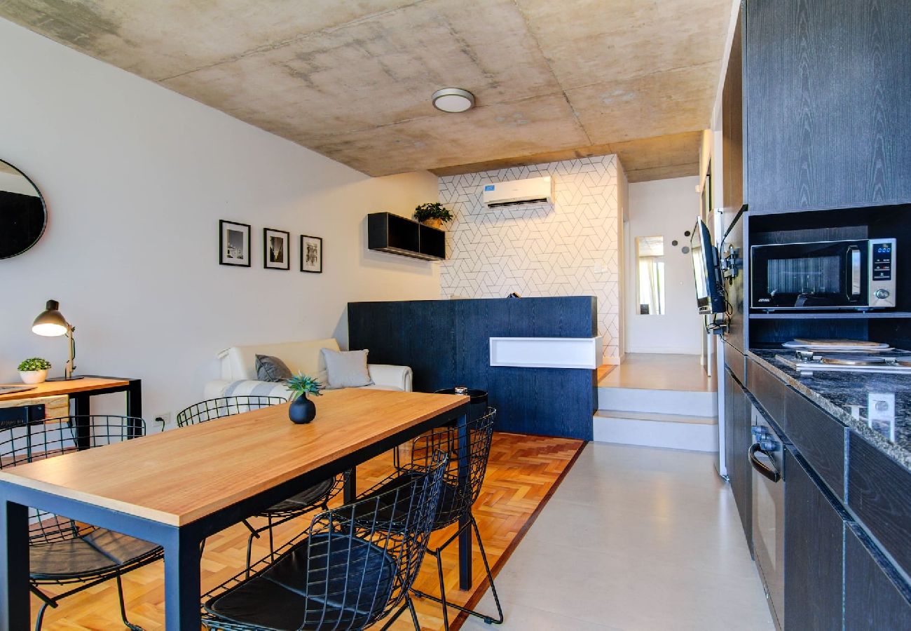 Estúdio em Buenos Aires - Carranza 3D · Comfortable Studio