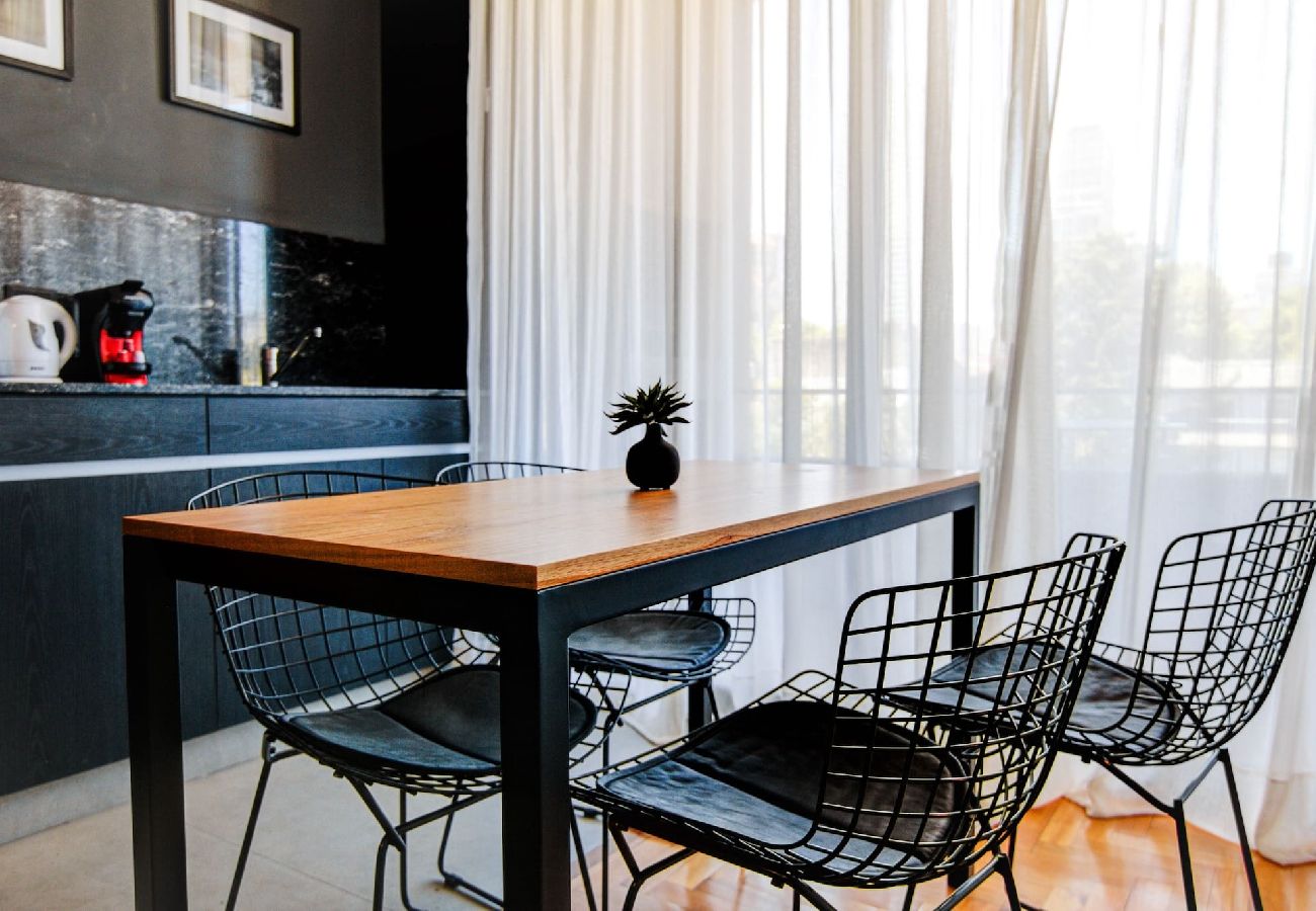 Estúdio em Buenos Aires - Carranza 3D · Comfortable Studio