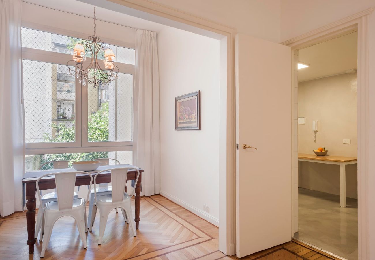 Apartamento em Buenos Aires - Santa Fe 3F · Live BA in Amazing Apt