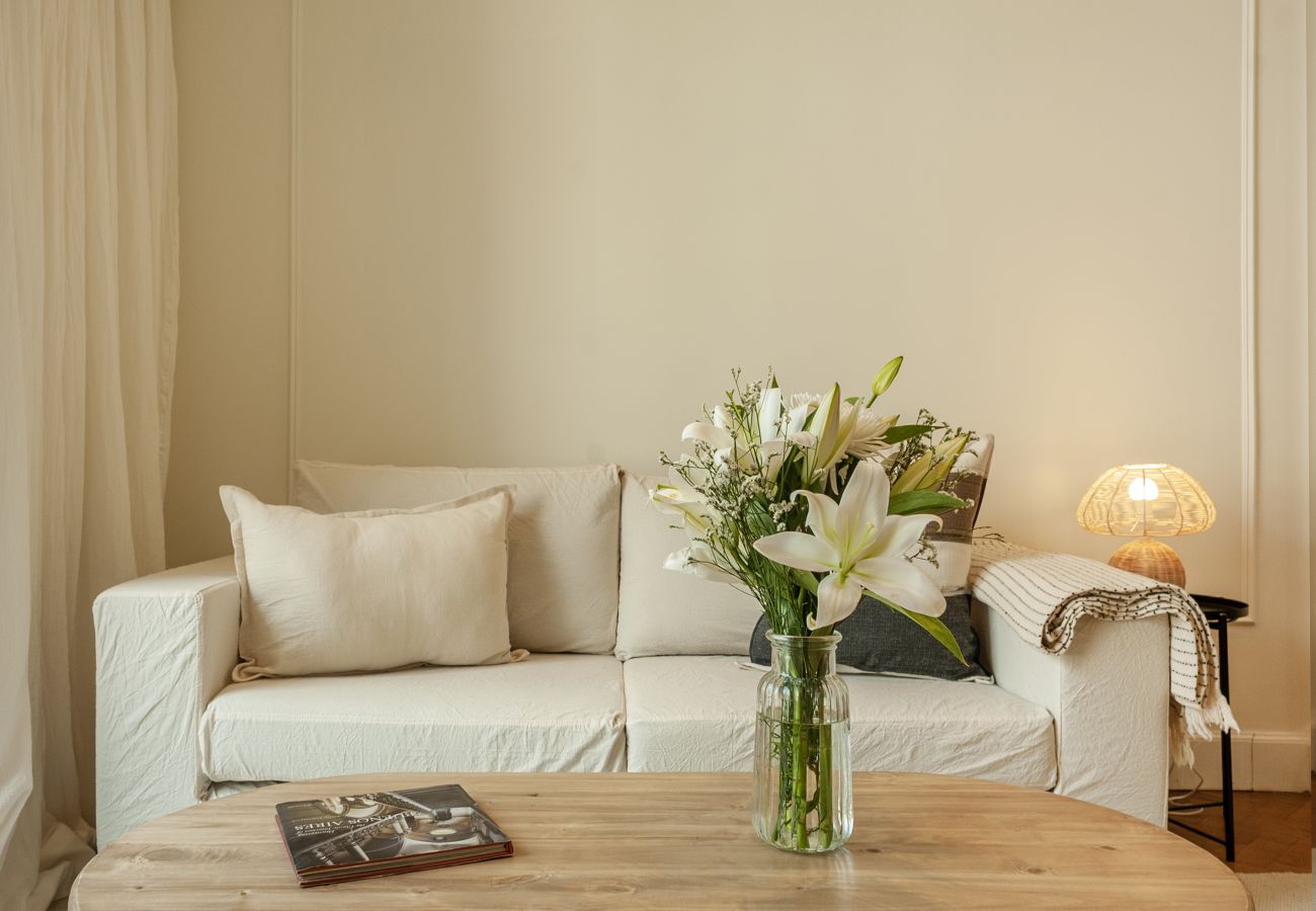 Apartment in Buenos Aires - Junin 4D · Hermoso, Amplio y Encantador en BA